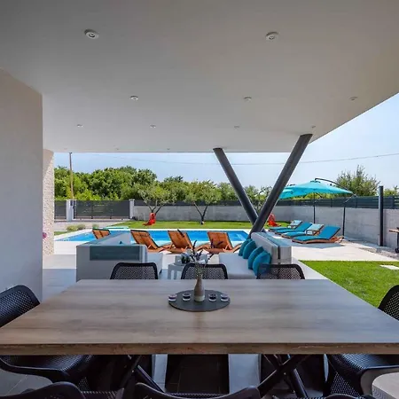 In Mali Vareski/istrien 37975 Ferienhaus *